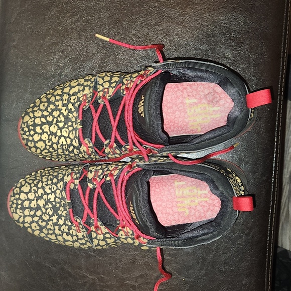 Nike Free Trainer 7.0 Cheetah Print Gold size 12 - Picture 6 of 8